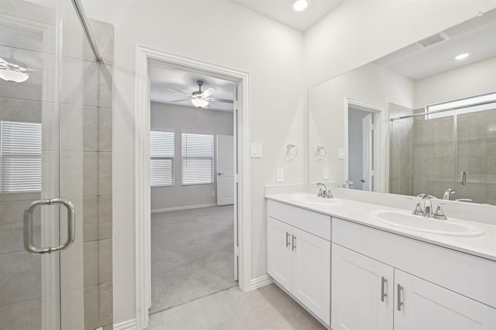 Photo is not of the actual home, but is an inspirational photo of builder’s model home and may depict options, furnishings, and/or decorator features that are not included.