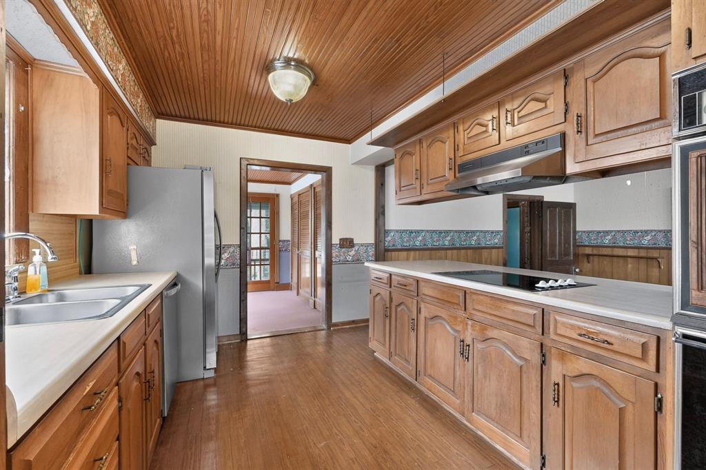 604 Johnson Street, Terrell, TX 75160