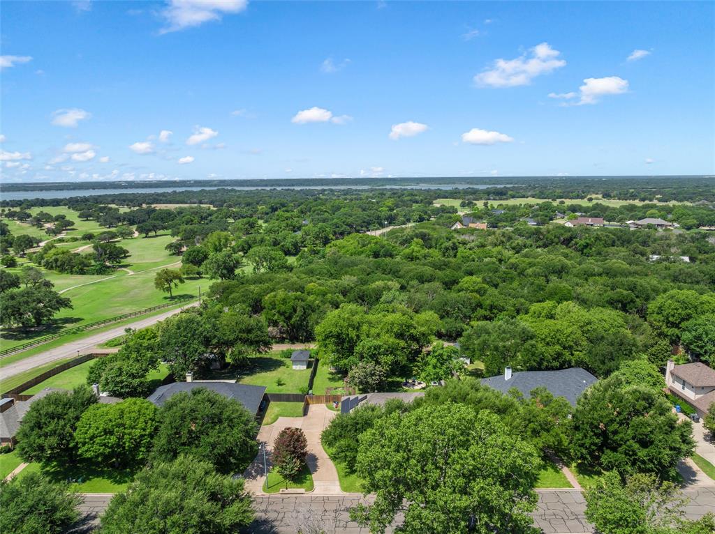 9408 Silverthorn Drive, Waco, TX 76708