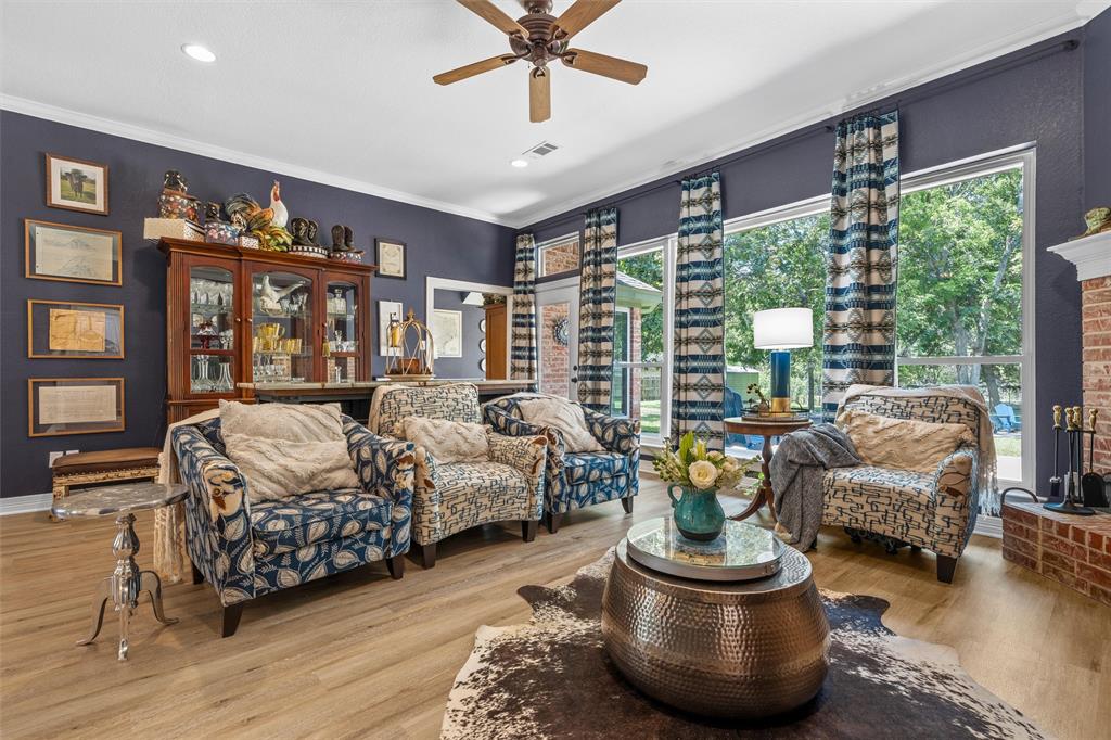 9408 Silverthorn Drive, Waco, TX 76708 9408 Silverthorn Drive, Waco, TX 76708