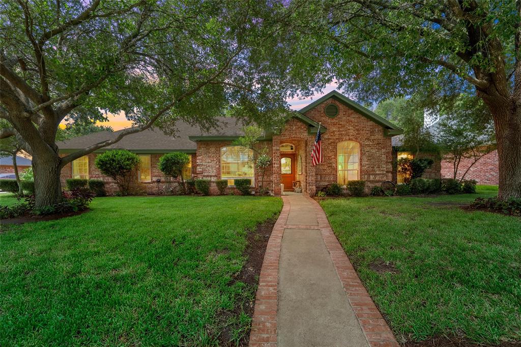 9408 Silverthorn Drive, Waco, TX 76708 9408 Silverthorn Drive, Waco, TX 76708