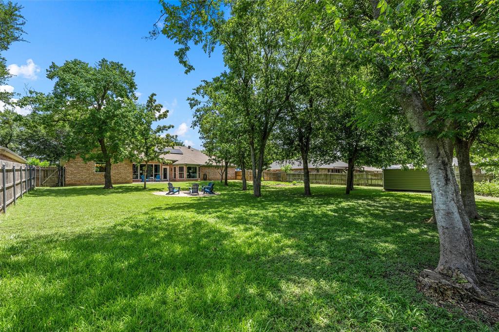 9408 Silverthorn Drive, Waco, TX 76708