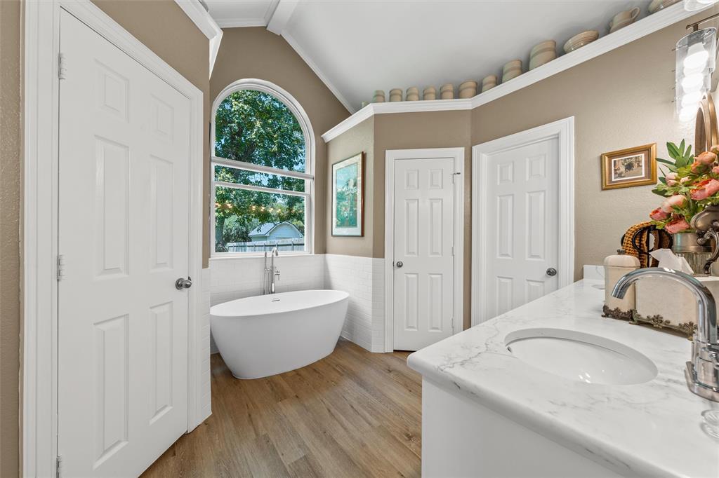 9408 Silverthorn Drive, Waco, TX 76708