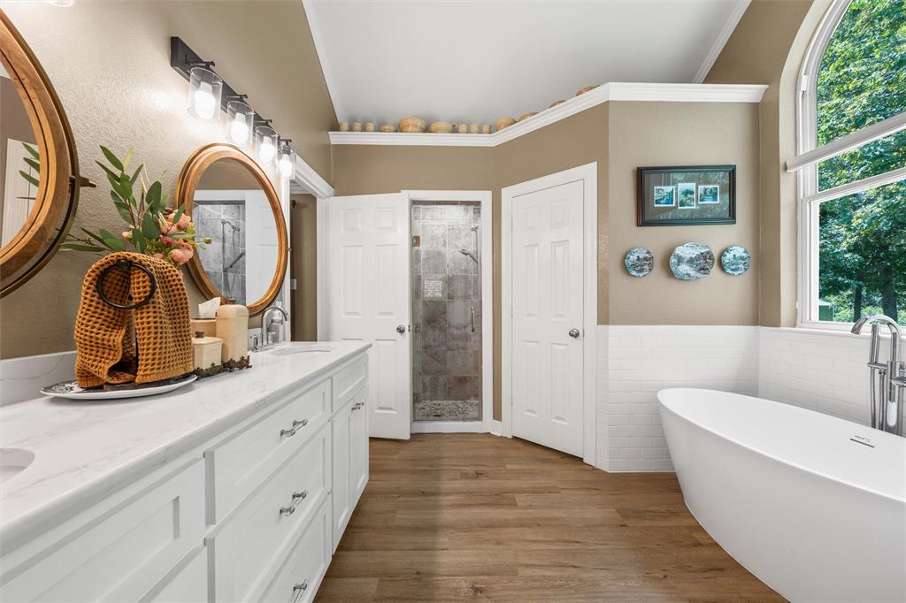 9408 Silverthorn Drive, Waco, TX 76708