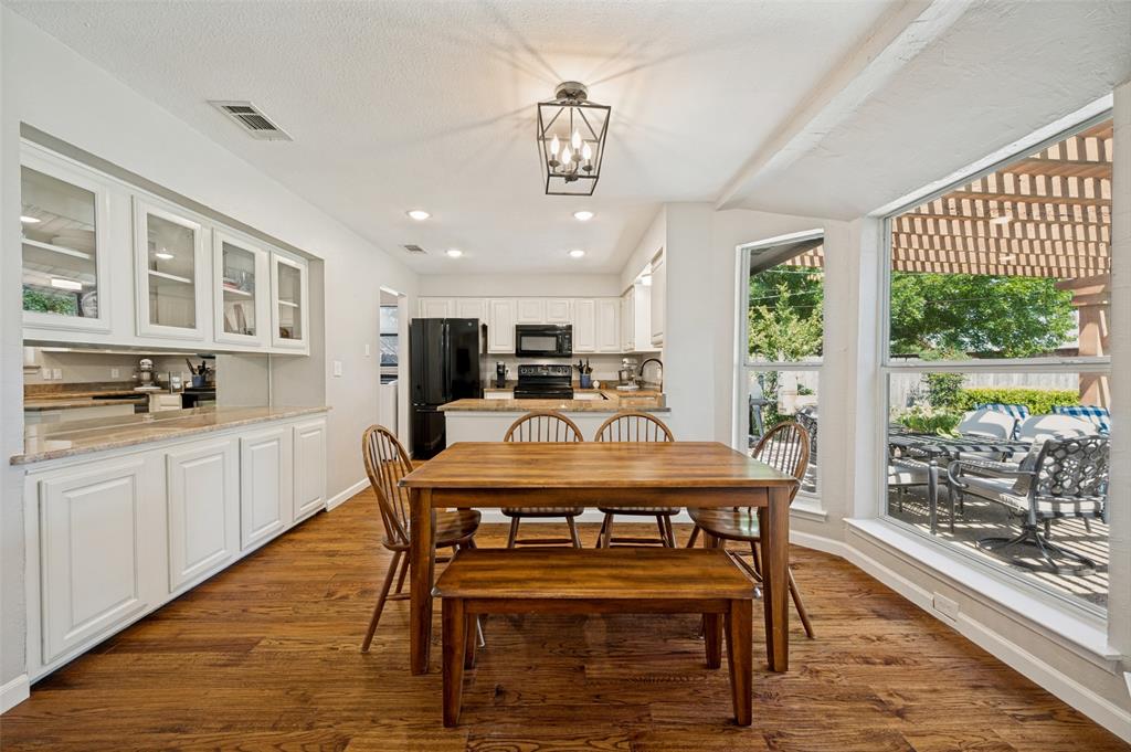 Open-concept kitchen includes Butlers Pantry for great hosting and serving ideas