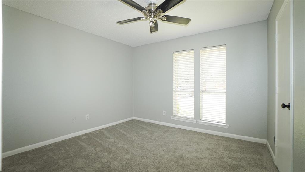 7113 Ridgeview Drive, Rowlett, TX 75089