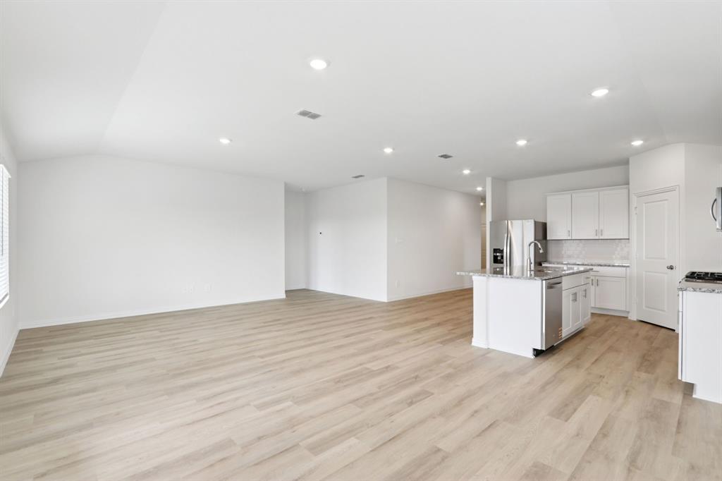 Photo is not of the actual home, but is an inspirational photo of builder’s model home and may depict options, furnishings, and/or decorator features that are not included.