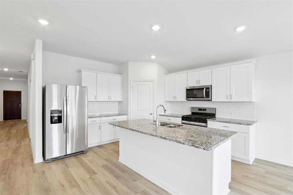 Photo is not of the actual home, but is an inspirational photo of builder’s model home and may depict options, furnishings, and/or decorator features that are not included.