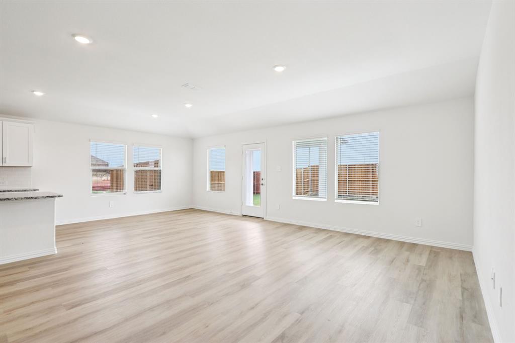 Photo is not of the actual home, but is an inspirational photo of builder’s model home and may depict options, furnishings, and/or decorator features that are not included.