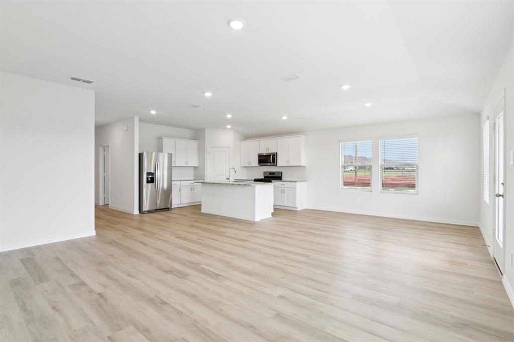 Photo is not of the actual home, but is an inspirational photo of builder’s model home and may depict options, furnishings, and/or decorator features that are not included.