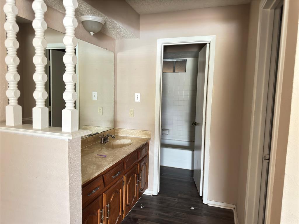 1444 Pinnacle Peak Drive, DeSoto, TX 75115