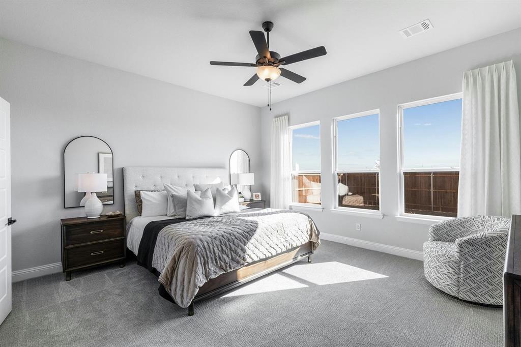 Master bedroom of Kentsdale Farms home in DeSoto, TX by Kindred Homes