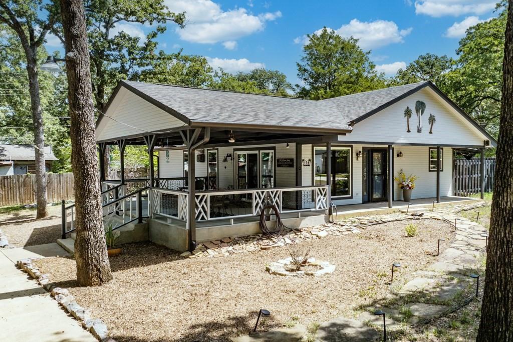 Covered front & side porch views