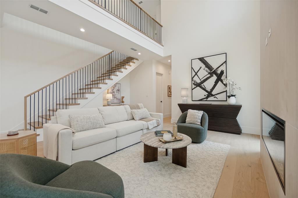 5237 Terry Street, Dallas, TX 75223 5237 Terry Street, Dallas, TX 75223