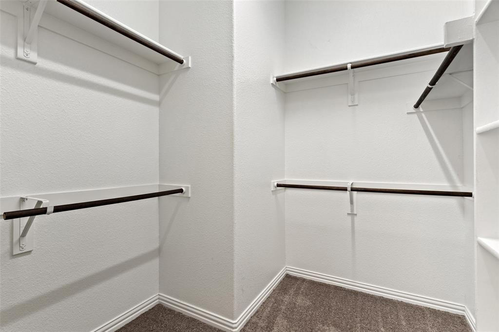Walk-in closet