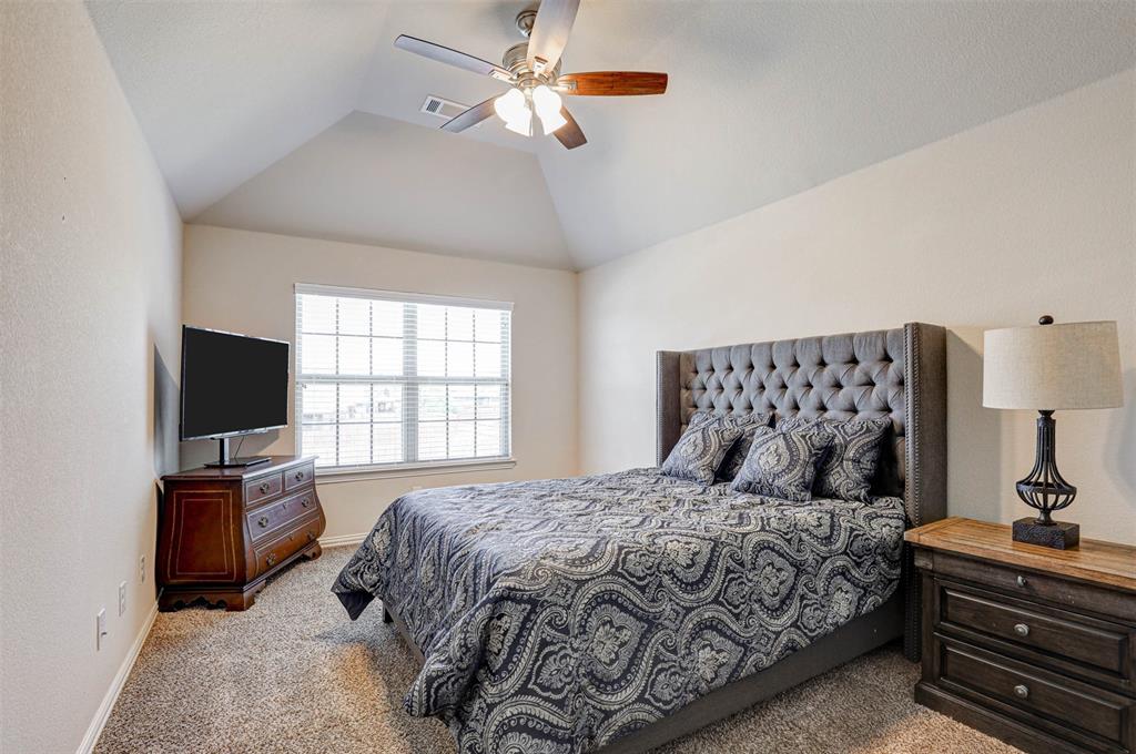 1612 Scarlet Crown Drive, Fort Worth, TX 76177