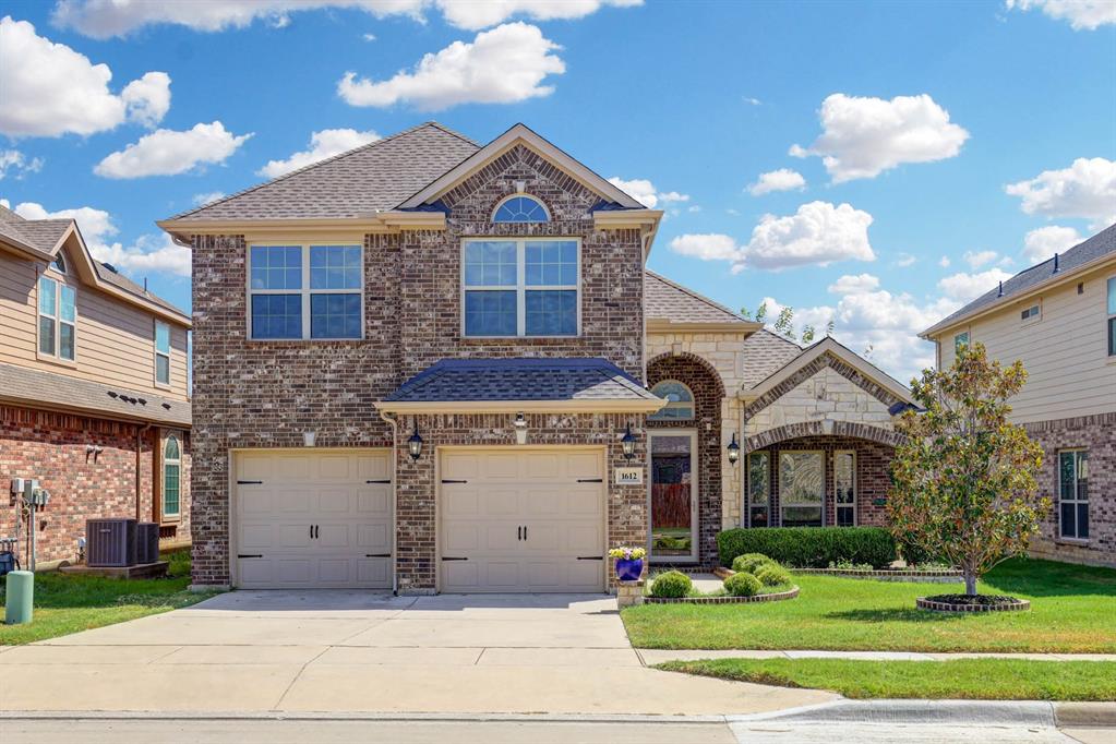 1612 Scarlet Crown Drive, Fort Worth, TX 76177