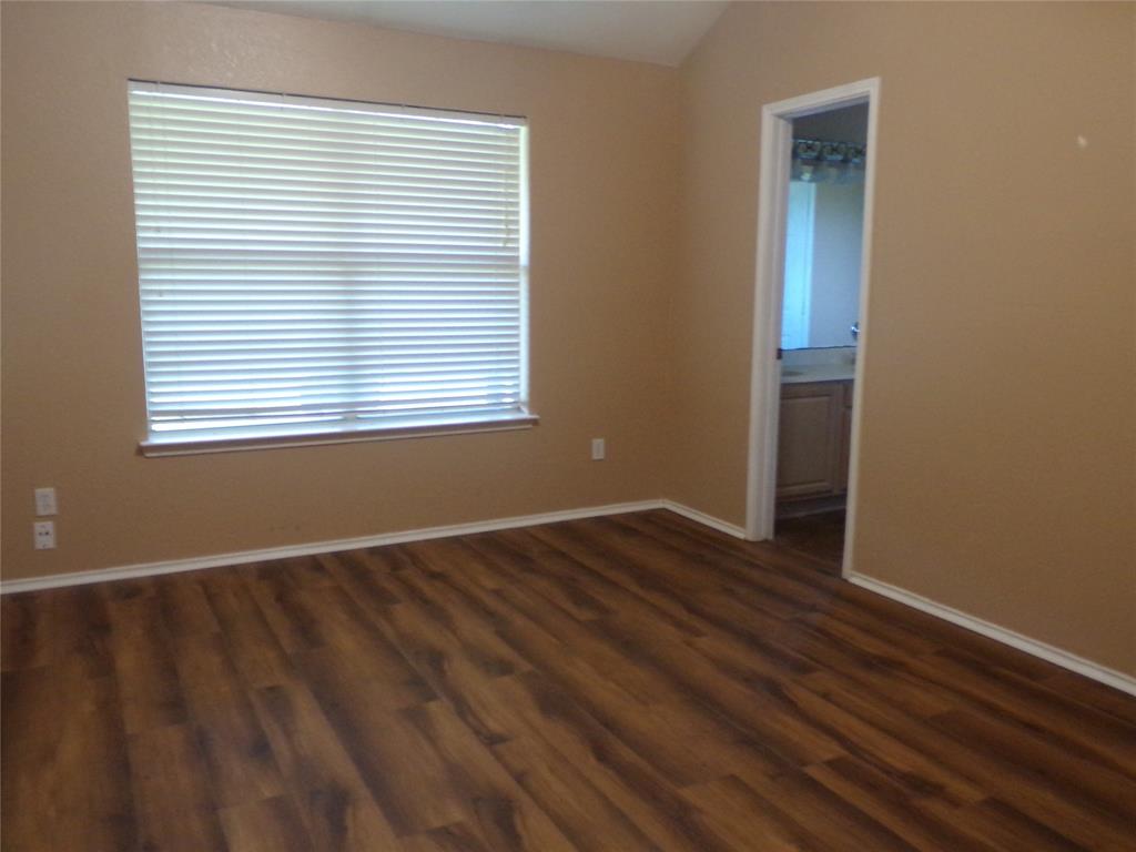 4708 Topaz Lane, Granbury, TX 76049