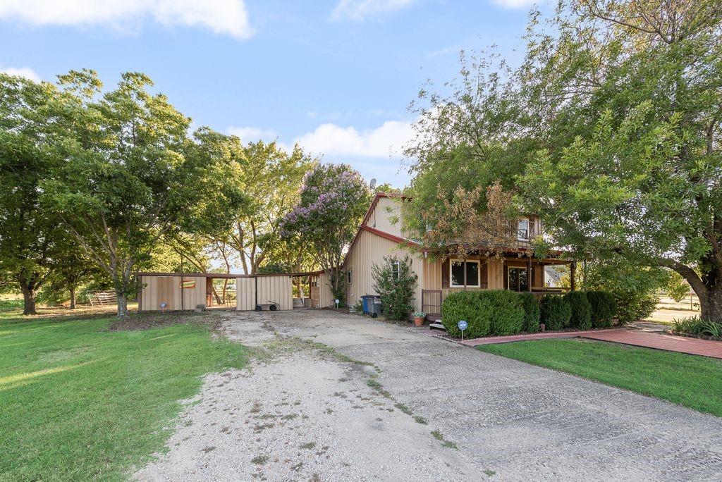 220 Crump Circle, Red Oak, TX 75154