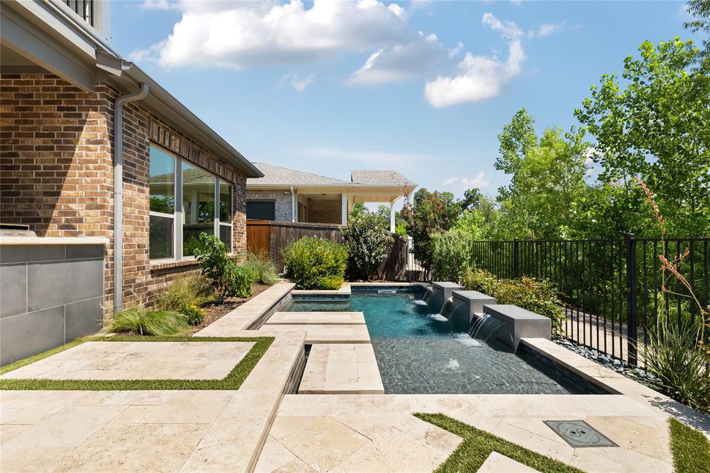 536 Shoreline Street, Plano, TX 75075