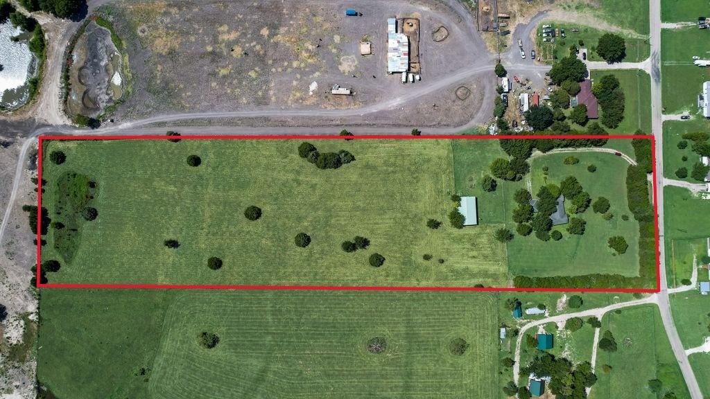 824 Batchler Road, Red Oak, TX 75154
