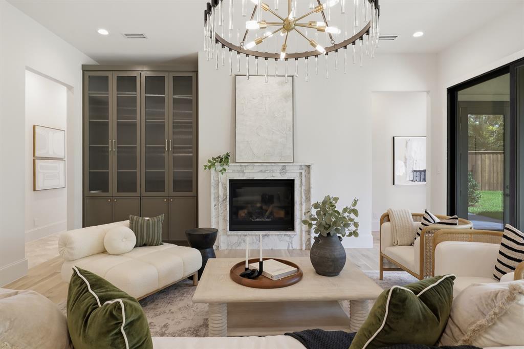 6984 Bob O Link Drive, Dallas, TX 75214