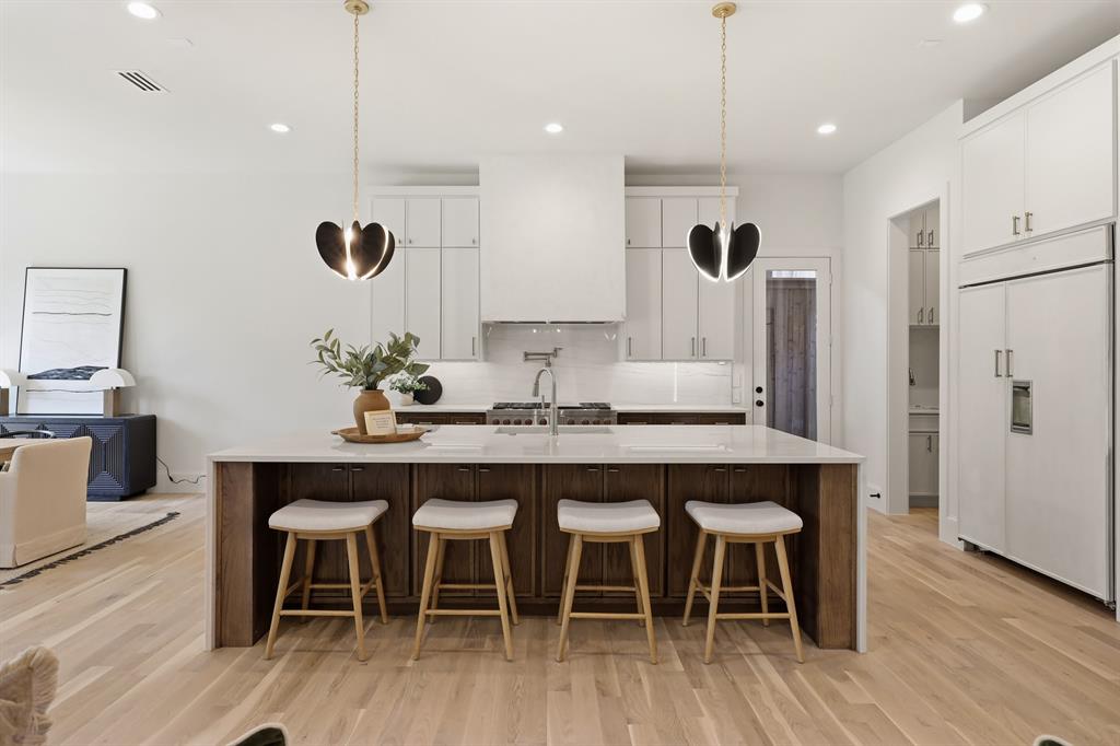 6984 Bob O Link Drive, Dallas, TX 75214