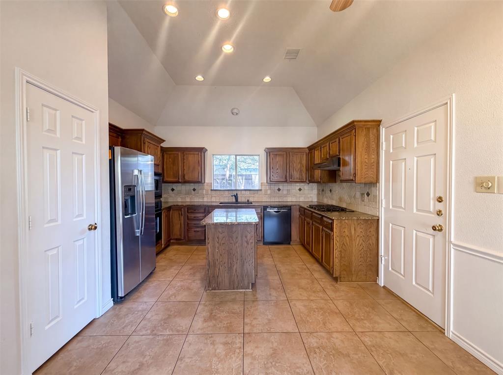 905 Ridgemont Drive, Allen, TX 75002