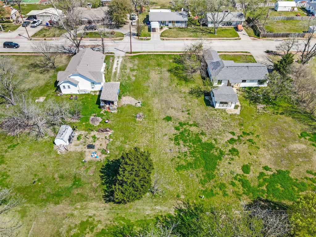Expansive lot with two distinct residential structures