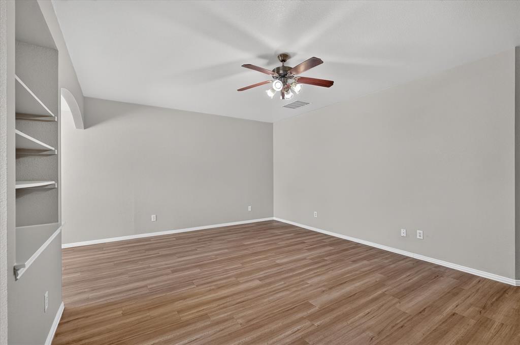 606 E College Street, Princeton, TX 75407