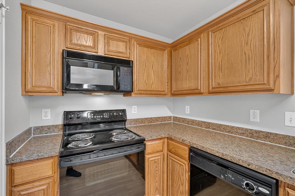 606 E College Street, Princeton, TX 75407