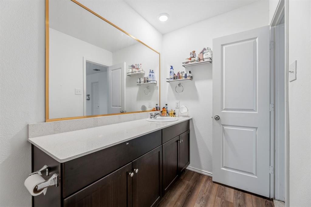 2915 Acacia Drive, Forney, TX 75126
