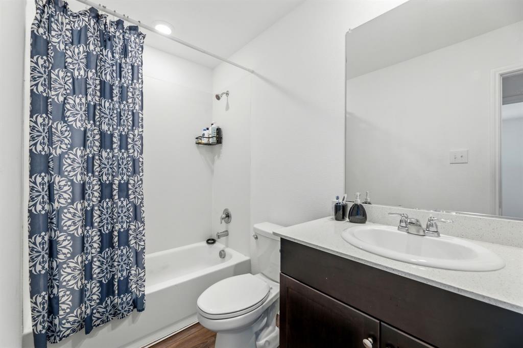 2915 Acacia Drive, Forney, TX 75126