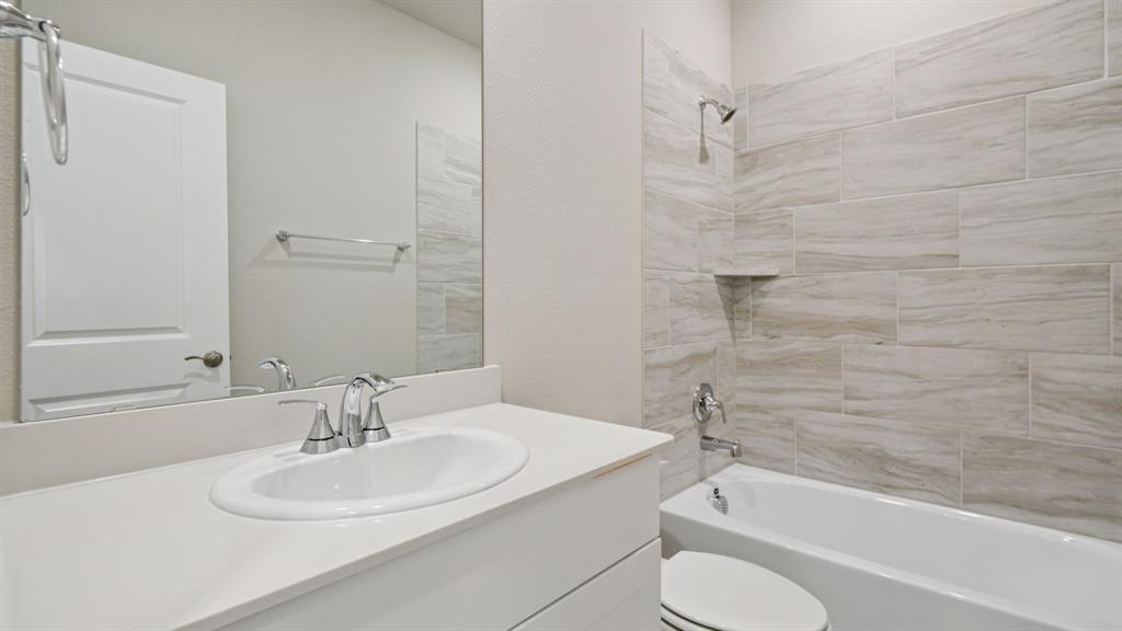 Photo is not of the actual home, but is an inspirational photo of builder’s model home and may depict options, furnishings, and/or decorator features that are not included