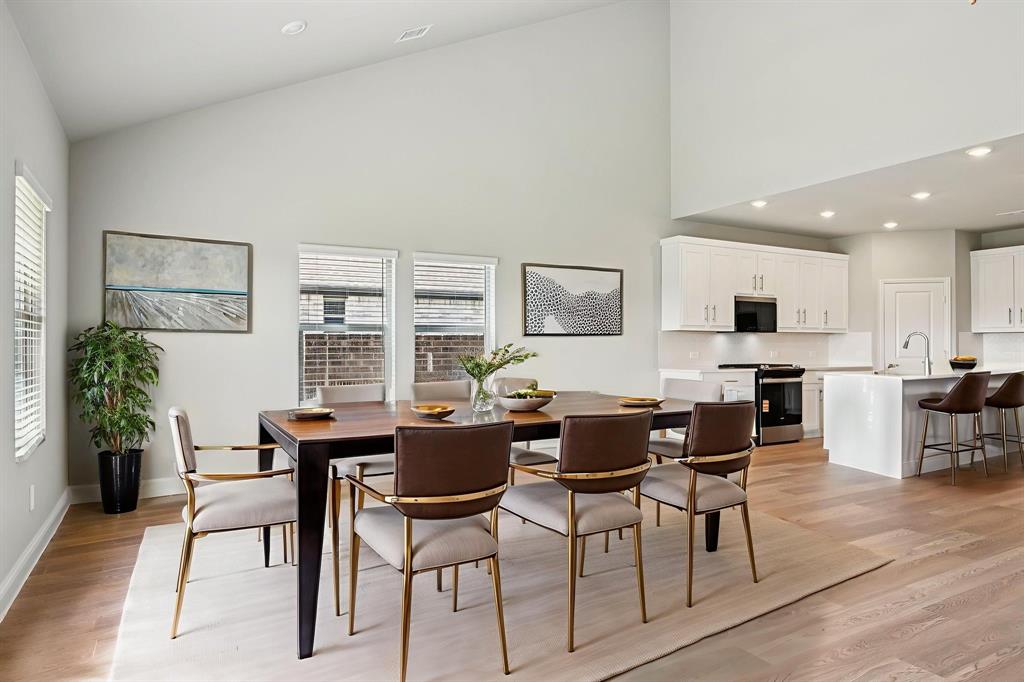 Photo is not of the actual home, but is an inspirational photo of builder’s model home and may depict options, furnishings, and/or decorator features that are not included.