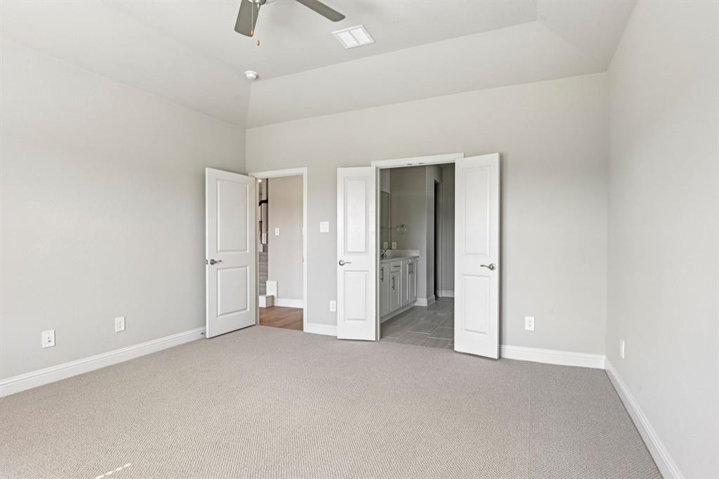 Photo is not of the actual home, but is an inspirational photo of builder’s model home and may depict options, furnishings, and/or decorator features that are not included.