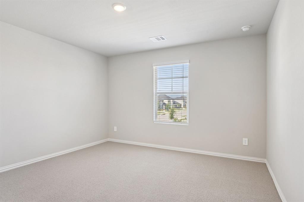 Photo is not of the actual home, but is an inspirational photo of builder’s model home and may depict options, furnishings, and/or decorator features that are not included.
