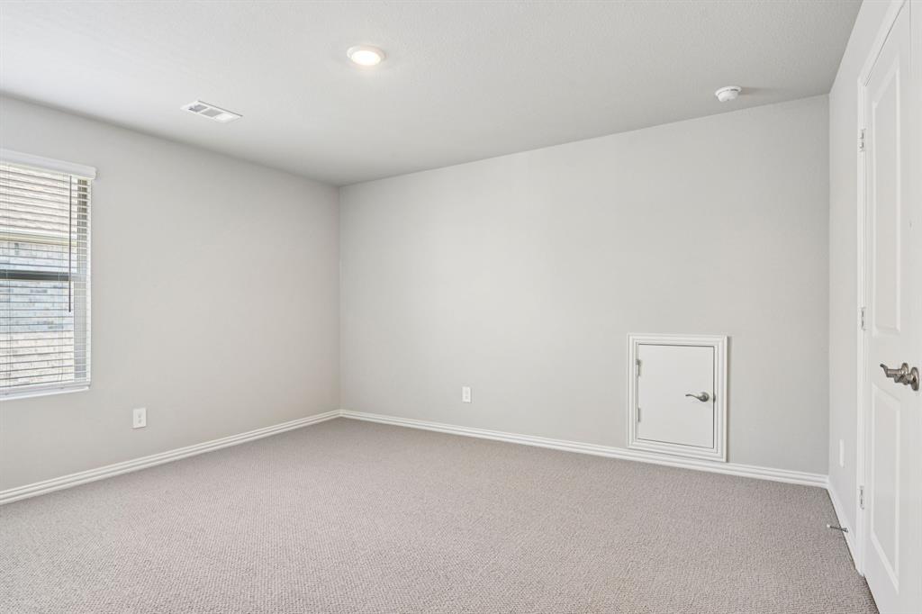 Photo is not of the actual home, but is an inspirational photo of builder’s model home and may depict options, furnishings, and/or decorator features that are not included.