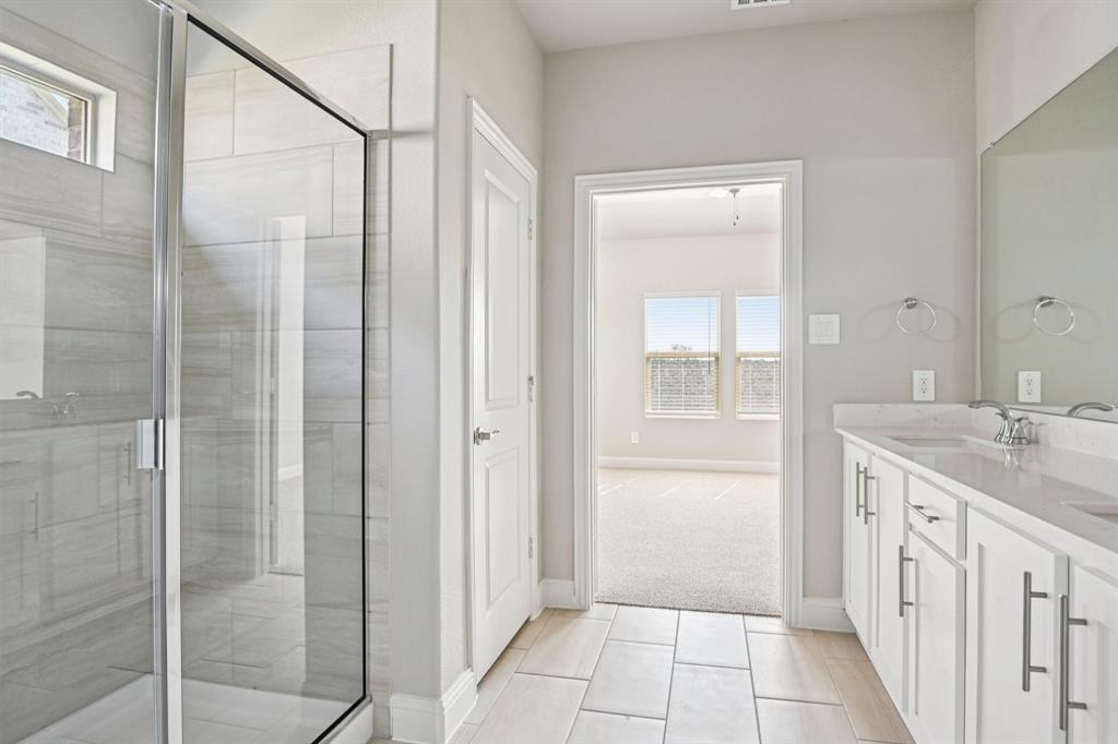 Photo is not of the actual home, but is an inspirational photo of builder’s model home and may depict options, furnishings, and/or decorator features that are not included.