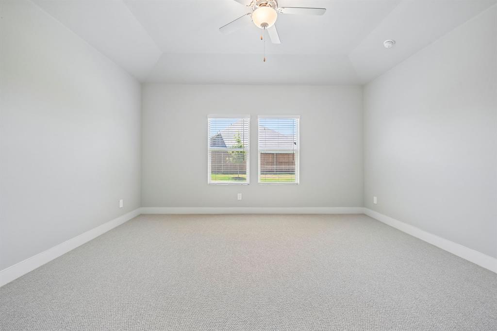 Photo is not of the actual home, but is an inspirational photo of builder’s model home and may depict options, furnishings, and/or decorator features that are not included.