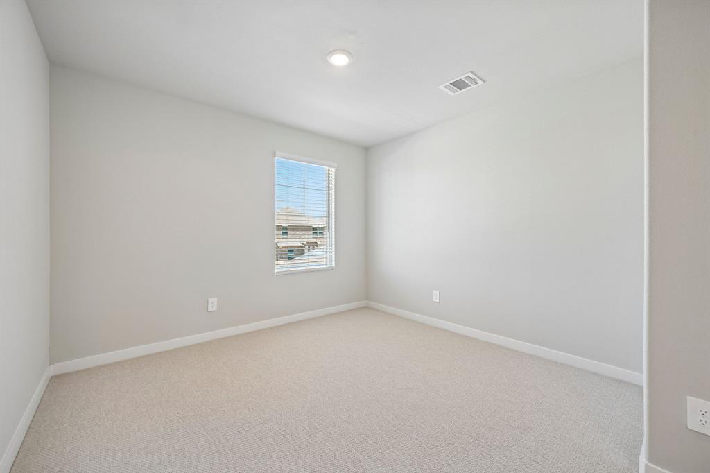 Photo is not of the actual home, but is an inspirational photo of builder’s model home and may depict options, furnishings, and/or decorator features that are not included.