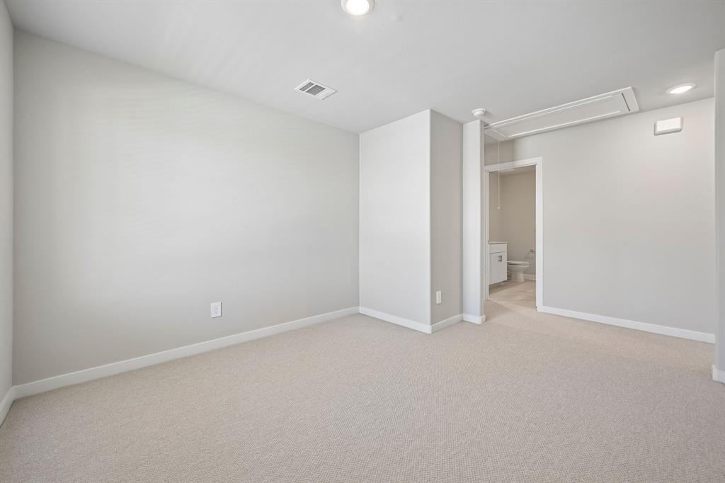 Photo is not of the actual home, but is an inspirational photo of builder’s model home and may depict options, furnishings, and/or decorator features that are not included.