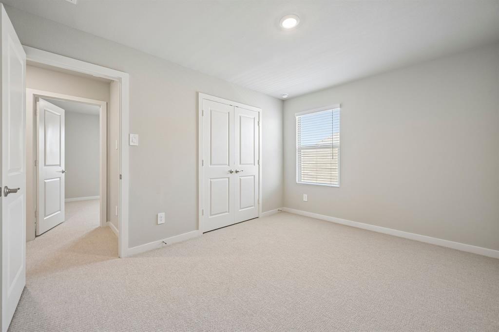 Photo is not of the actual home, but is an inspirational photo of builder’s model home and may depict options, furnishings, and/or decorator features that are not included.