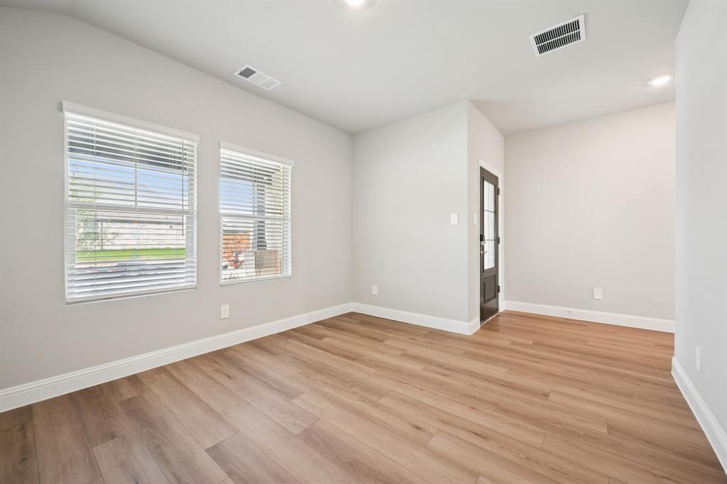 Photo is not of the actual home, but is an inspirational photo of builder’s model home and may depict options, furnishings, and/or decorator features that are not included.