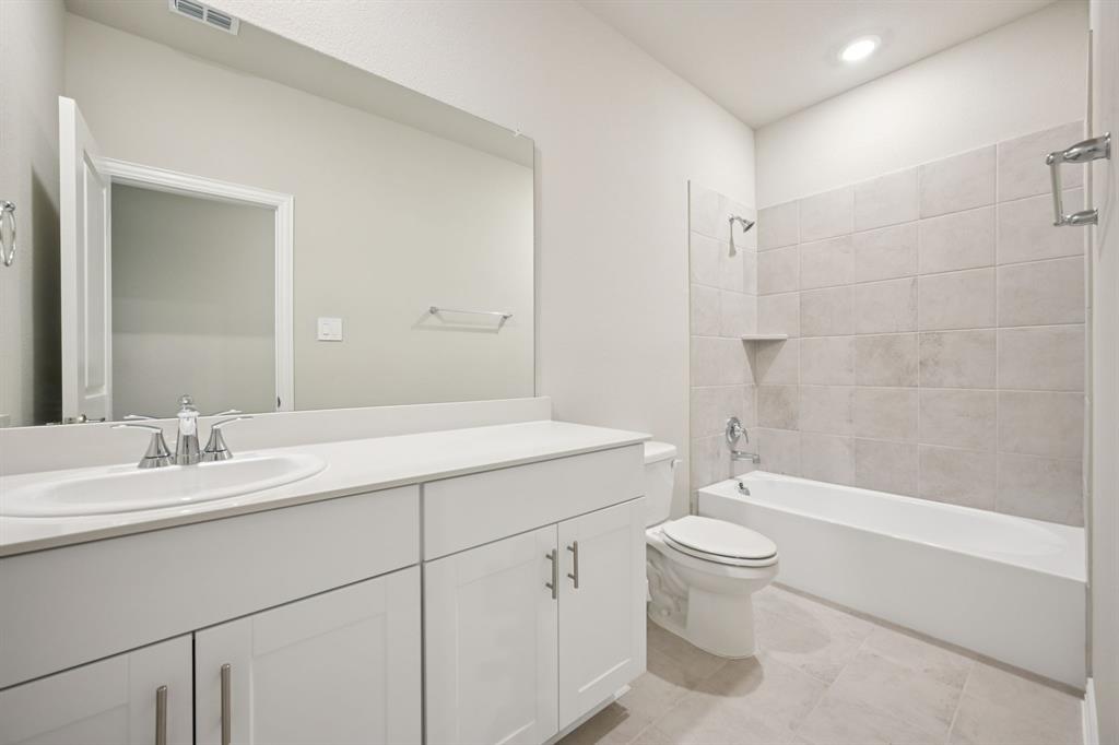 Photo is not of the actual home, but is an inspirational photo of builder’s model home and may depict options, furnishings, and/or decorator features that are not included.