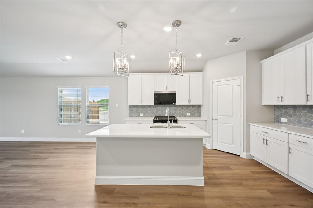 Photo is not of the actual home, but is an inspirational photo of builder’s model home and may depict options, furnishings, and/or decorator features that are not included.