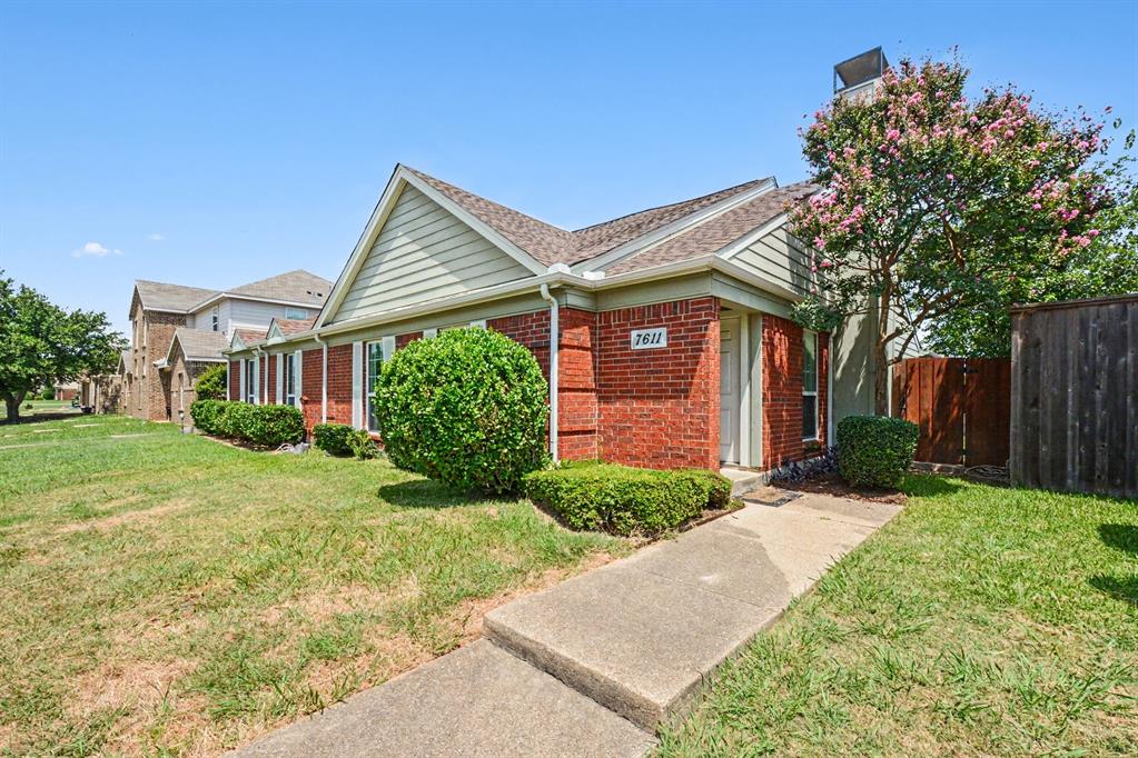 7611 Cousteau Drive, Rowlett, TX 75088
