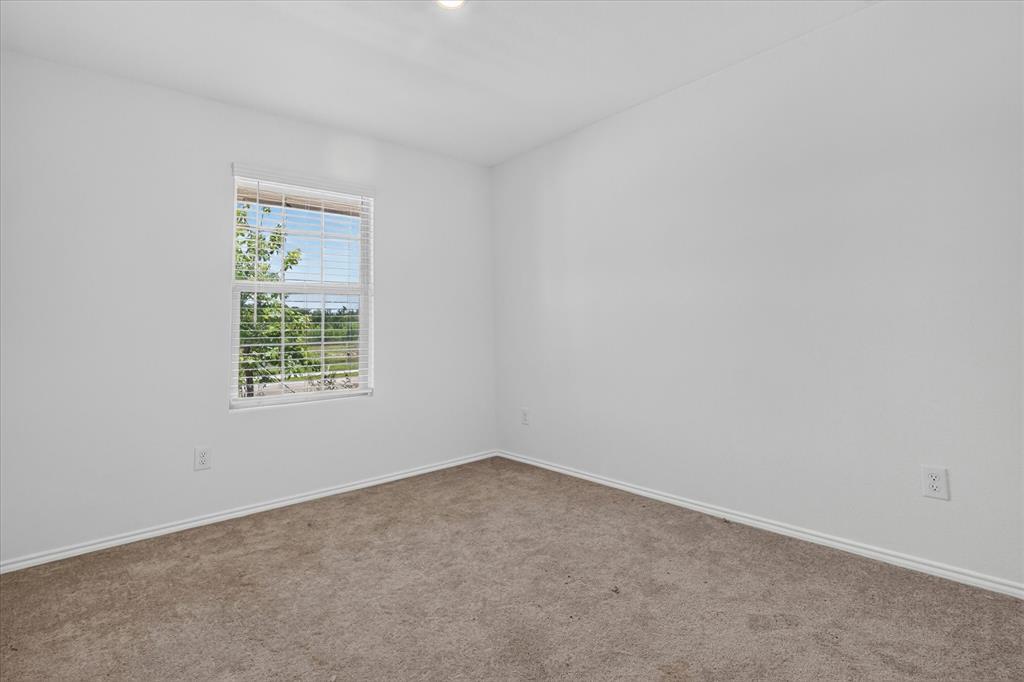 Secondary bedroom