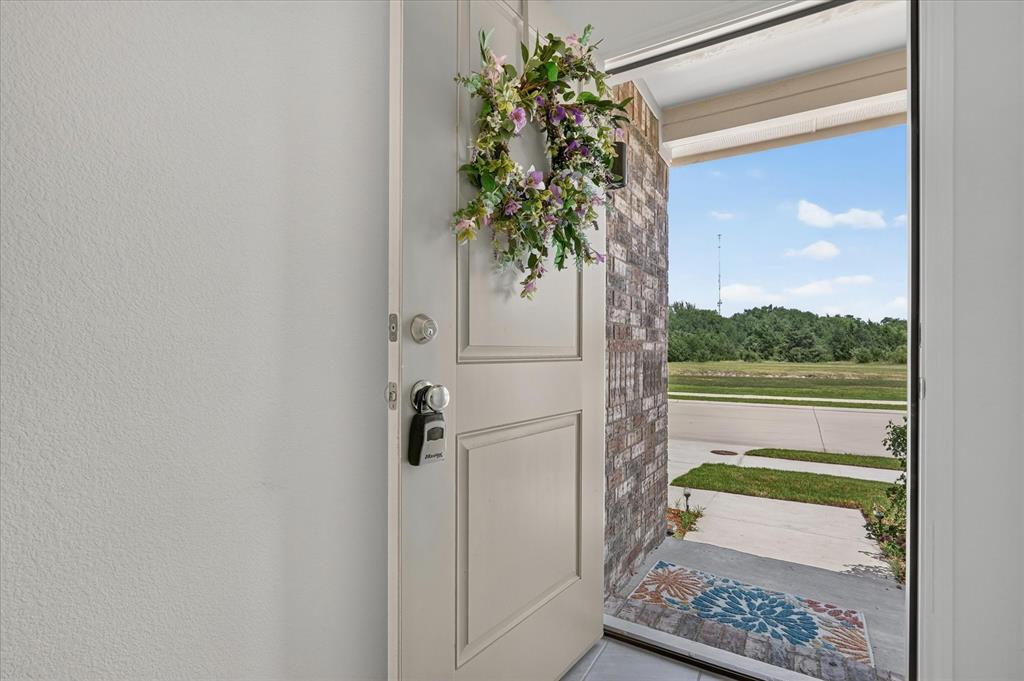 2003 Ava Drive, Ennis, TX 75119