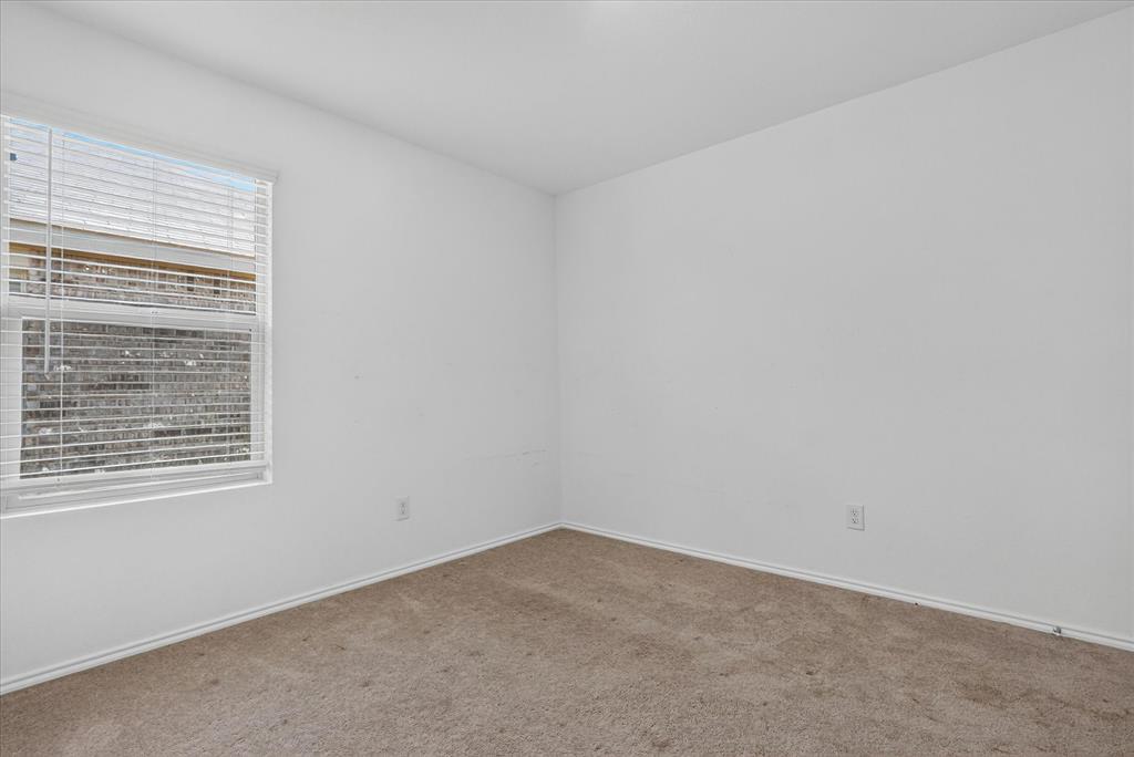 Secondary bedroom